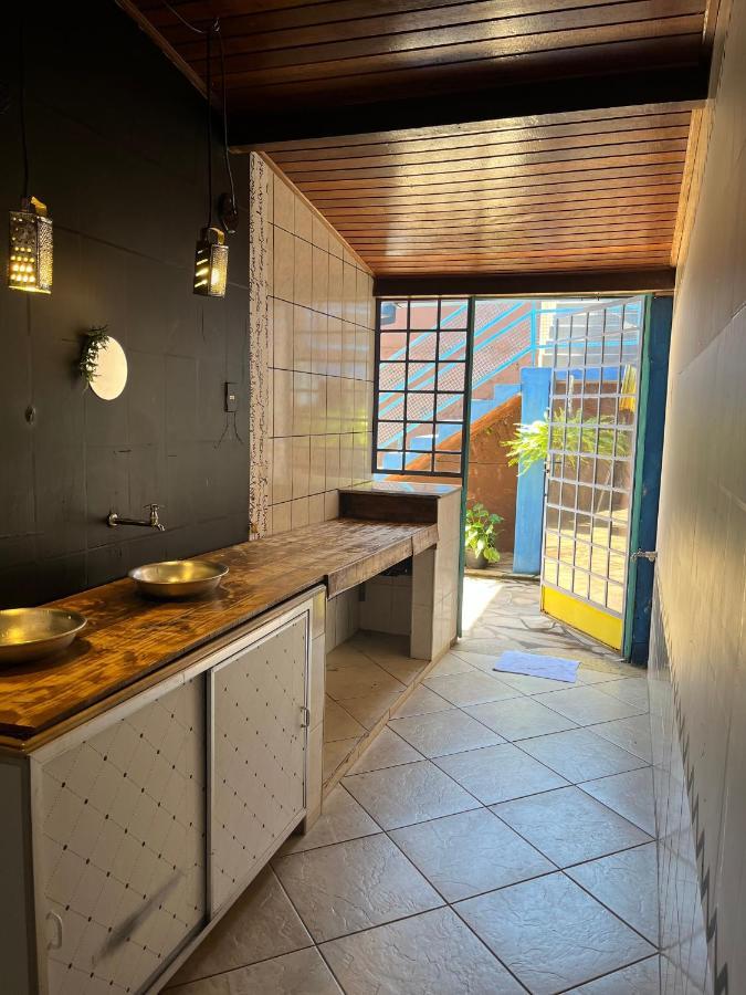 Hostel Lares برومادينهو المظهر الخارجي الصورة